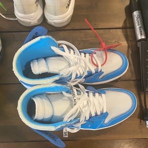 Off-white Jordan UNCs